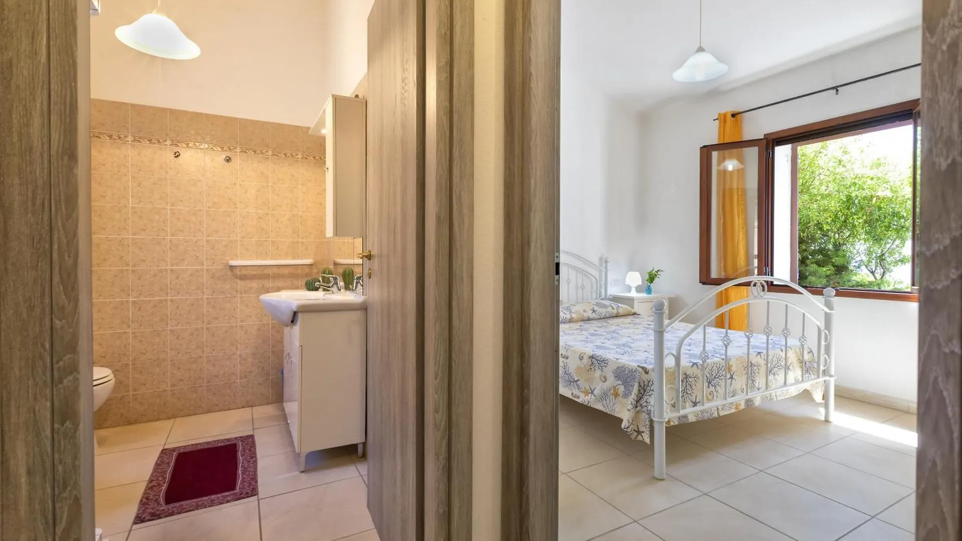הוילה Trinità dʼAgultu La Casa Del Guardiano Della Torre 2 0*,